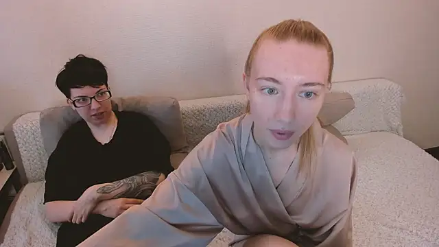 secret dreams   online show from May 28, 7:38 am