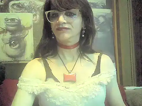 Snapshot of TheBlackWtch chatting on June 22, 9:23 pm TheBlackWtch online show from June 22, 9:23 pm