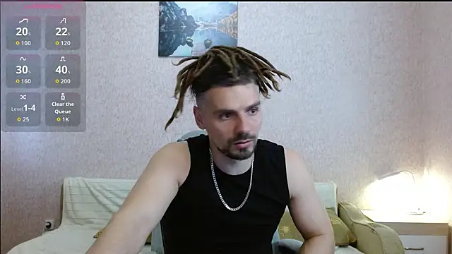 Aestheticguy101 online show from May 31, 2:46 pm