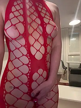 redheaddoll22 online show from February 28, 1:45 pm