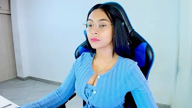 sophiax-x online show from March 7, 3:53 pm