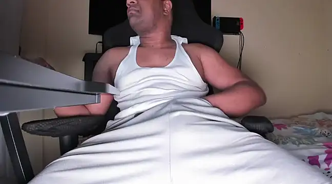 bigcockk23 online show from March 5, 3:51 pm