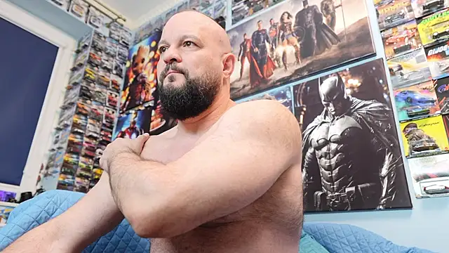 Muscle Bear online show from April 10, 6:18 am