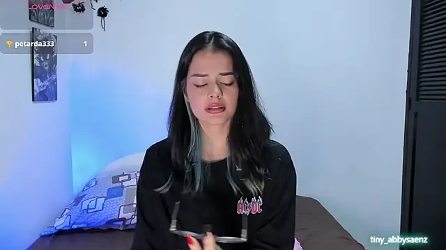 Abby Saenz01 online show from October 10, 6:29 pm