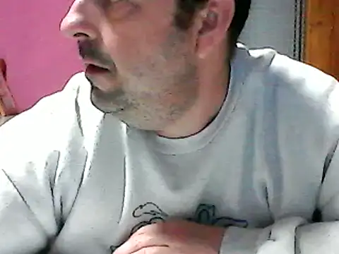 Hot-pico76 online show from March 6, 5:11 pm