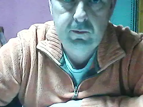 Hot-pico76 online show from March 17, 8:40 am