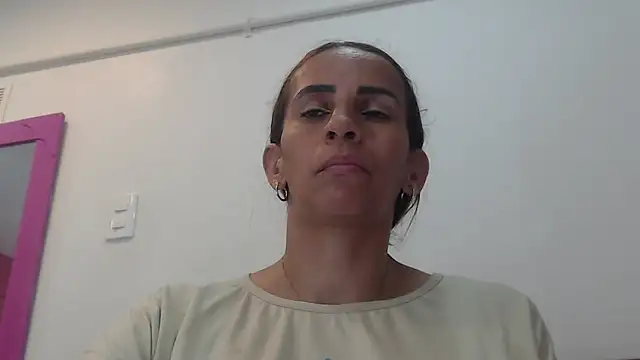 Amber Moore online show from November 29, 10:24 pm