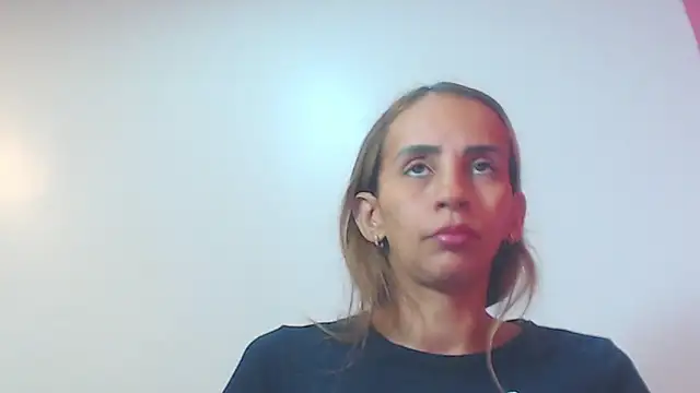 Amber Moore online show from June 18, 5:17 pm