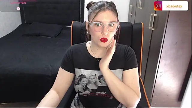 xxbbtaa online show from October 29, 6:09 pm