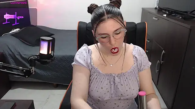 xxbbtaa online show from February 7, 1:31 am