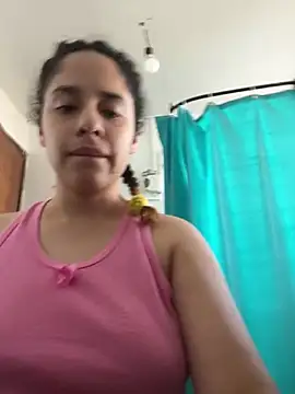 EmmaMelissa0521 online show from May 24, 6:57 pm