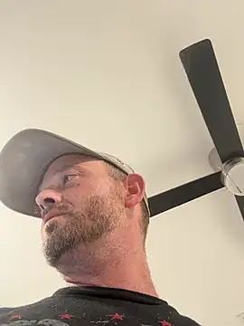 smokeymt420 online show from June 28, 1:33 am
