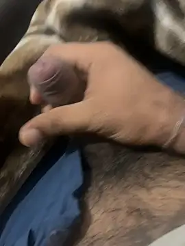 Snapshot of bigshow112 chatting on January 12, 7:13 am bigshow112 online show from January 12, 7:13 am