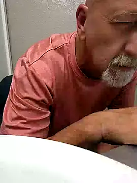 Yankeedave420 online show from May 30, 7:16 am