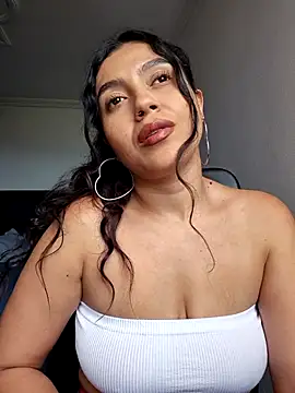 ivanataylor1 online show from July 30, 7:13 pm