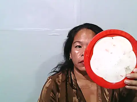 yummytitsxxx168 online show from March 17, 12:26 am