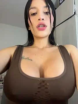 Emmily 19 online show from May 1, 12:26 am
