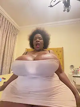 Snapshot of xXXSexyamazon chatting on June 17, 11:38 pm xXXSexyamazon online show from June 17, 11:38 pm