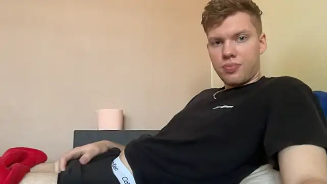 sexybooii6968 online show from September 23, 9:34 am