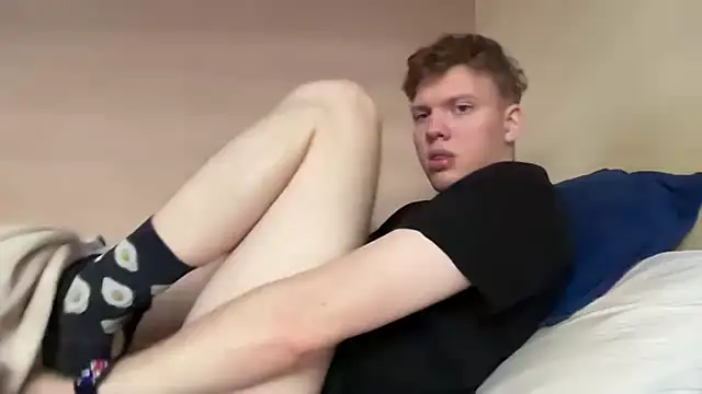 sexybooii6968 online show from October 18, 2:40 pm