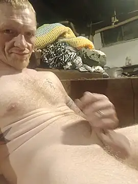 Snapshot of Hardon4yoursex chatting on July 2, 7:03 am Hardon4yoursex online show from July 2, 7:03 am