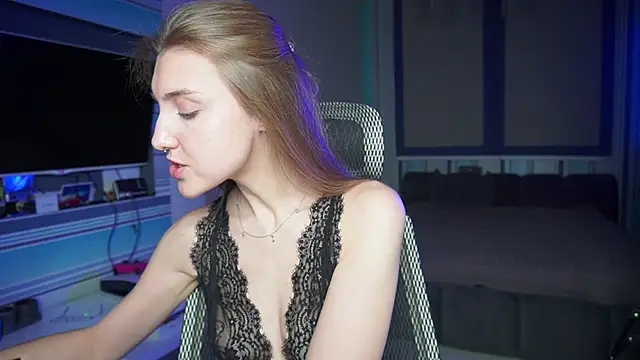 CassiaBlade1 online show from September 27, 4:34 pm