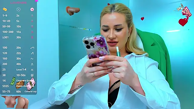 sassy madeline online show from March 14, 11:00 pm