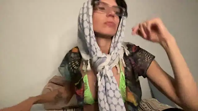 Labebe-rica online show from February 1, 1:37 am