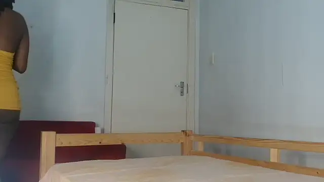 BlondQ2003 online show from September 26, 9:24 am