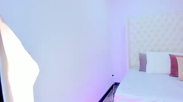 GraceCartier online show from December 22, 5:45 am