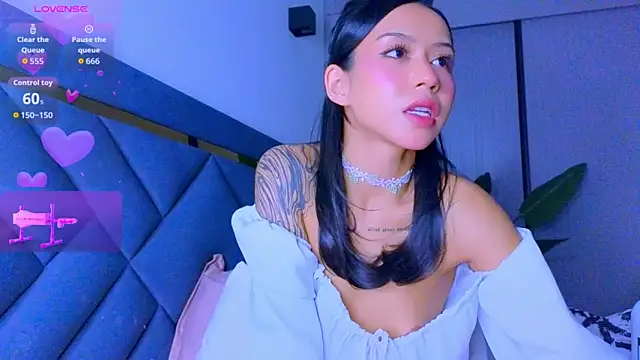 Mia Tin online show from March 21, 6:11 pm