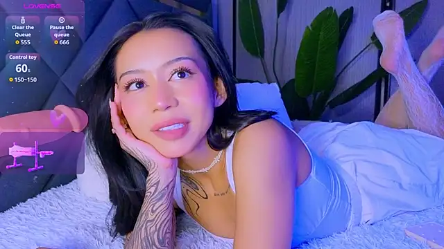 Mia Tin online show from March 22, 7:17 pm