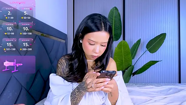 Mia Tin online show from July 13, 10:51 am