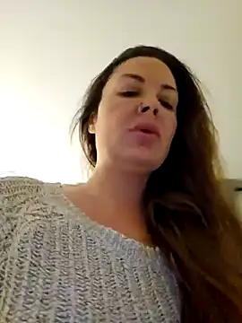 RebeccaXO  online show from February 5, 3:23 am