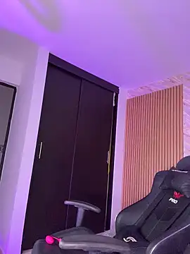 karol green  online show from October 30, 2:24 am