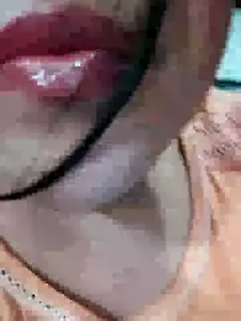 Srishtijain51 online show from December 27, 7:03 pm