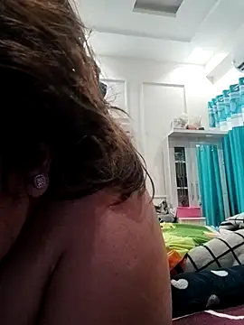 Srishtijain51 online show from February 26, 12:58 pm