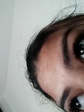 Srishtijain51 online show from March 2, 11:50 am