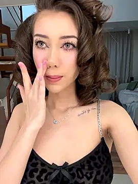 goodforKarina online show from December 5, 12:30 am