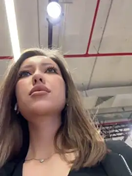 goodforKarina online show from May 13, 11:18 am