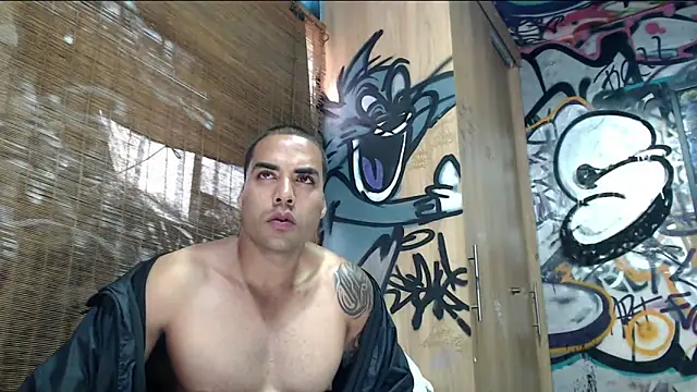 Justin Frank online show from April 20, 8:32 pm