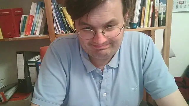 makau1 online show from April 21, 8:01 pm