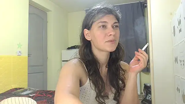 Snapshot of MercyLove chatting on April 3, 6:39 pm MercyLove online show from April 3, 6:39 pm