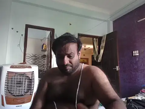 Snapshot of sura11311 chatting on June 15, 5:42 am sura11311 online show from June 15, 5:42 am