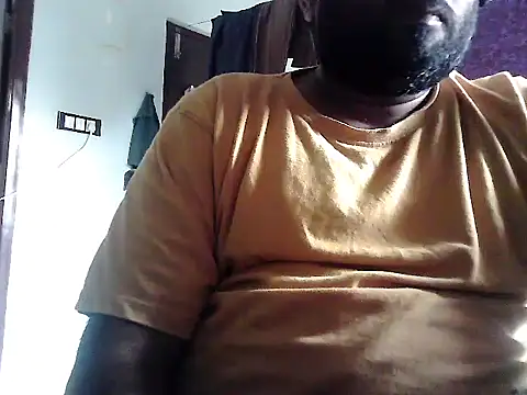 Snapshot of sura11311 chatting on July 7, 6:47 am sura11311 online show from July 7, 6:47 am