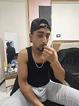 highguy online show from July 18, 12:04 am