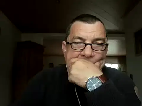 Nobbie444 online show from May 12, 7:49 am