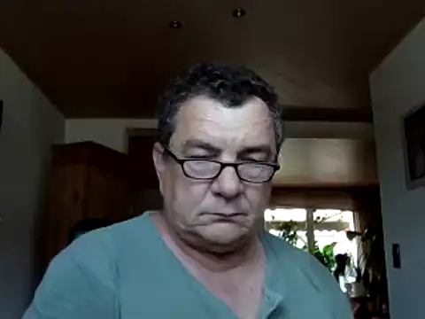 Snapshot of Nobbie444 chatting on July 15, 12:43 pm Nobbie444 online show from July 15, 12:43 pm