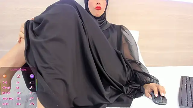 Snapshot of hanajameela chatting on July 17, 12:01 pm hanajameela online show from July 17, 12:01 pm