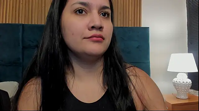 Kareena chopra online show from April 20, 12:08 pm